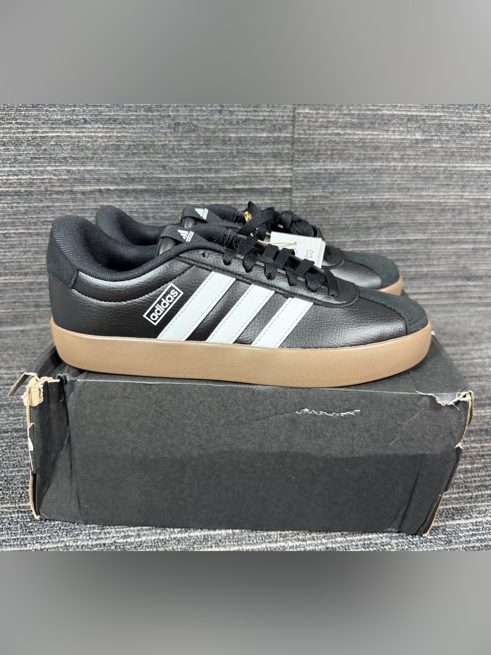 adidas VL Court 3.0 Core Black/Cloud White/Gum Sole leather sneakers Women’s 8